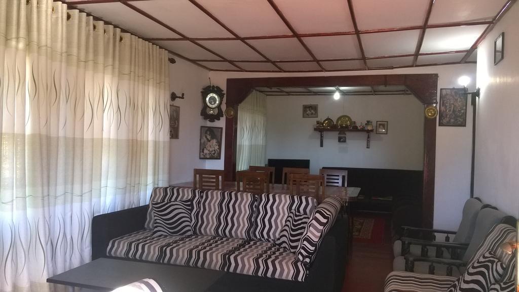 Srihelyes Inn Νουβάρα Ελίγια Εξωτερικό φωτογραφία